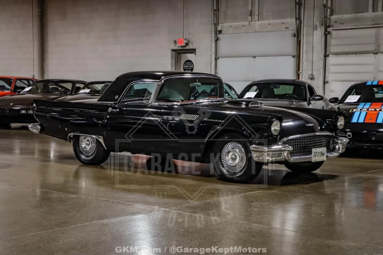 1957 Ford Thunderbird - Thumbnail 3
