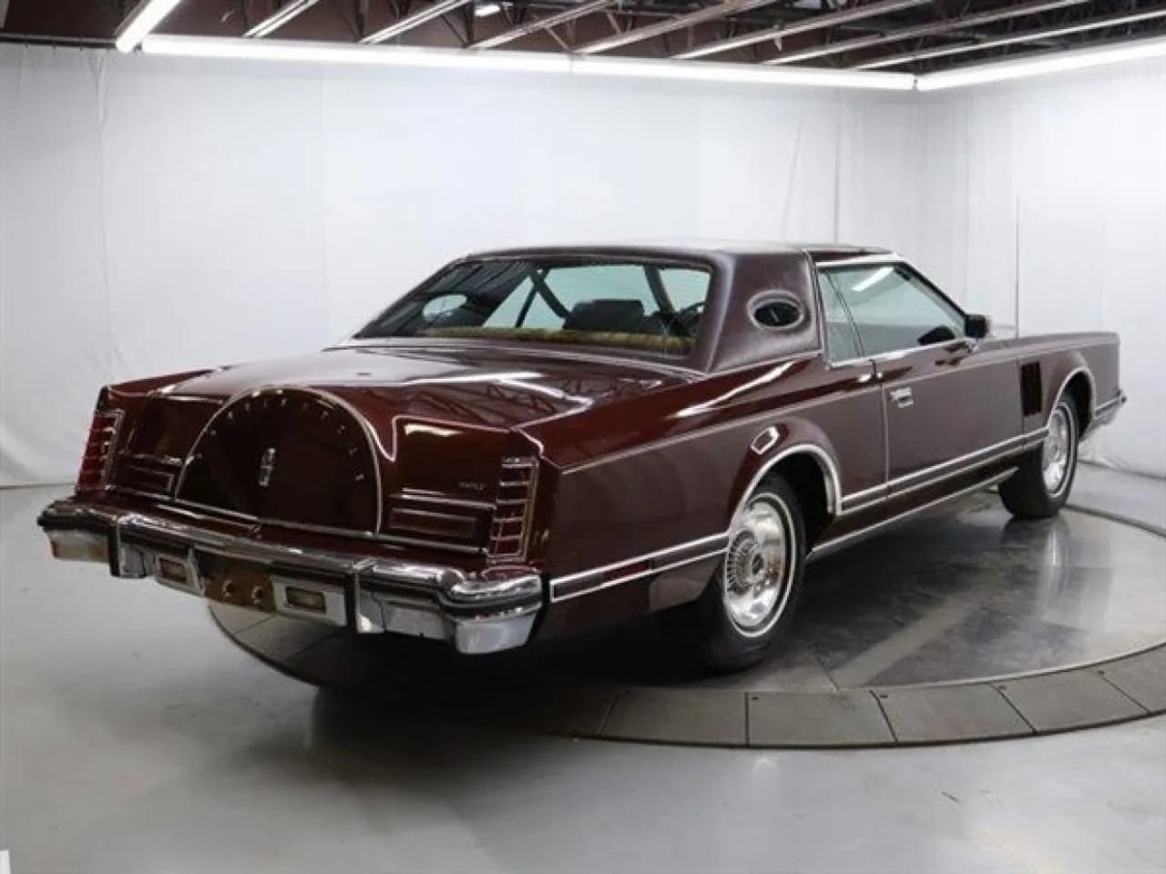 1977 Lincoln Continental Mark V - Thumbnail 7