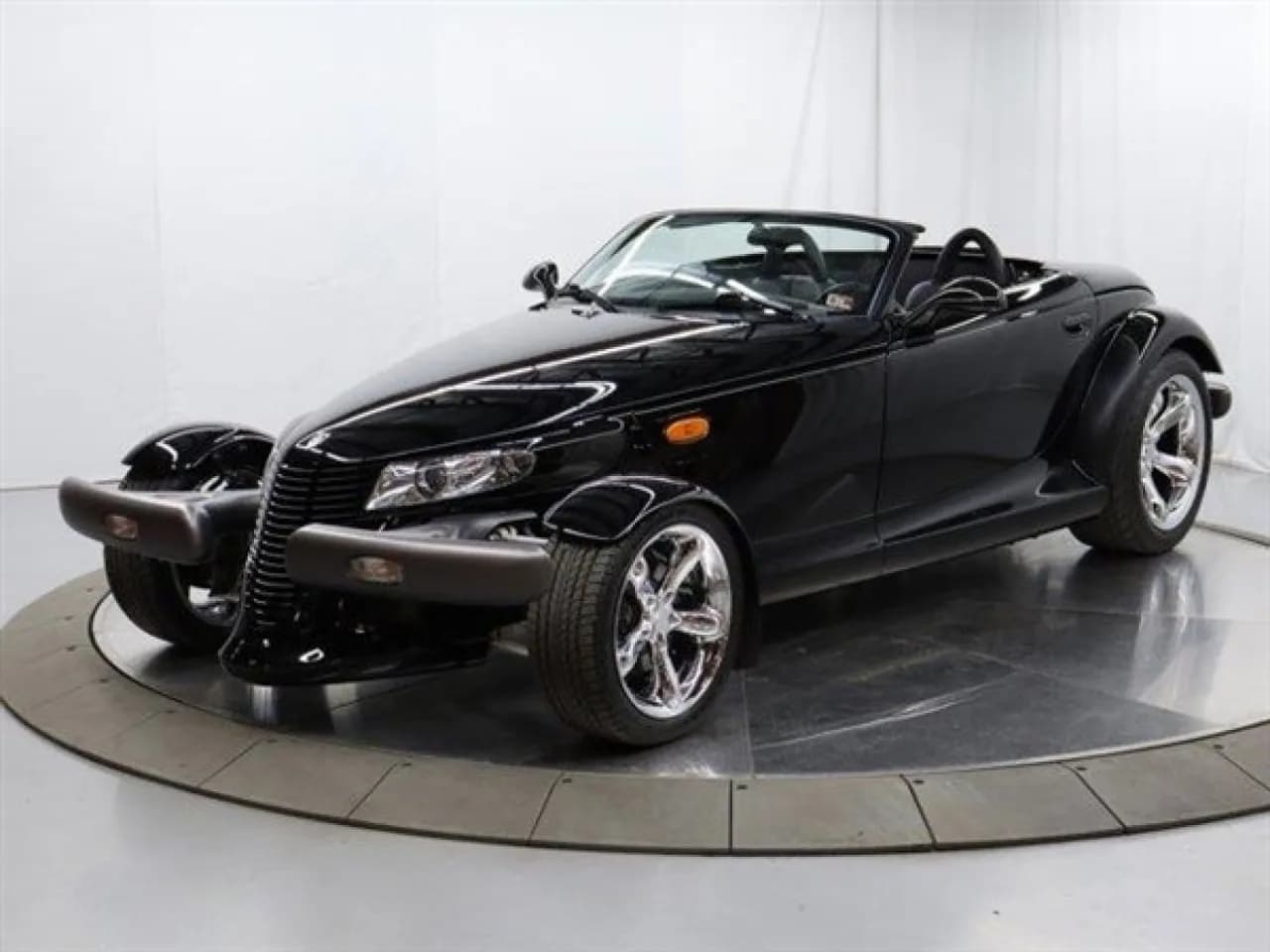 1999 Plymouth Prowler - Thumbnail 2