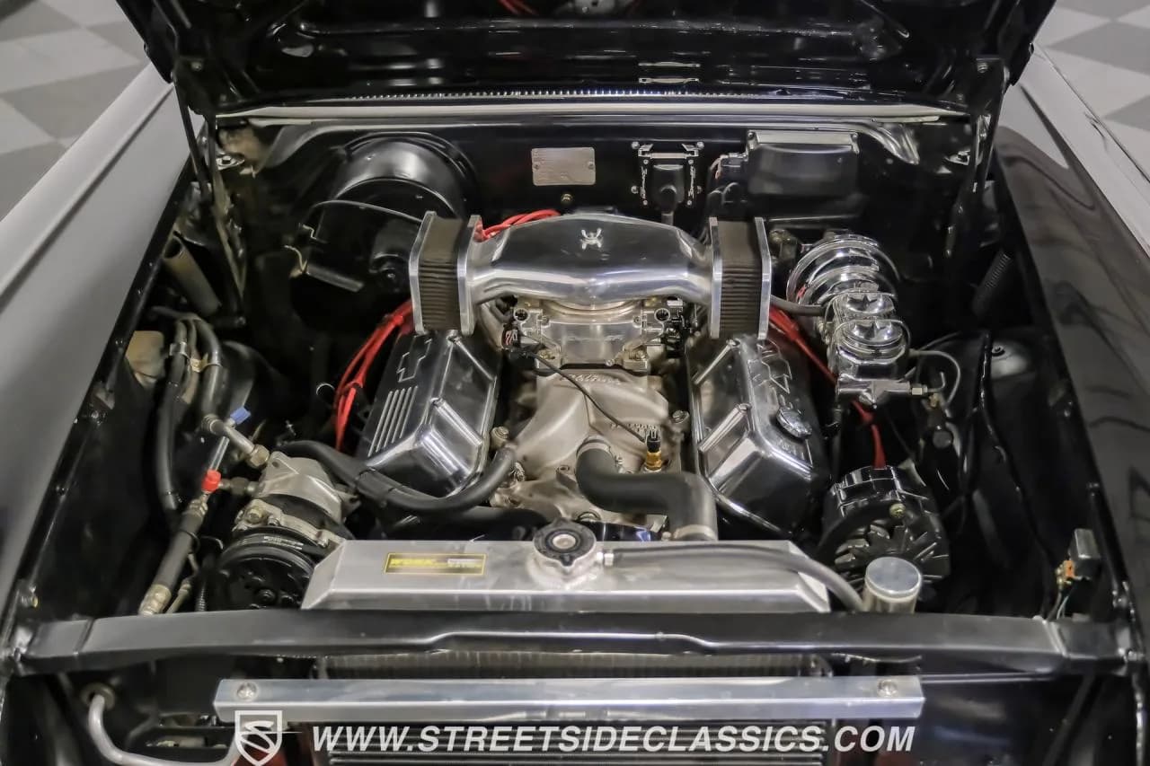 1958 Chevrolet Biscayne Restomod - Thumbnail 3