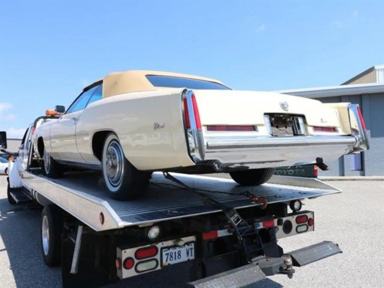 1976 Cadillac Eldorado - Thumbnail 3