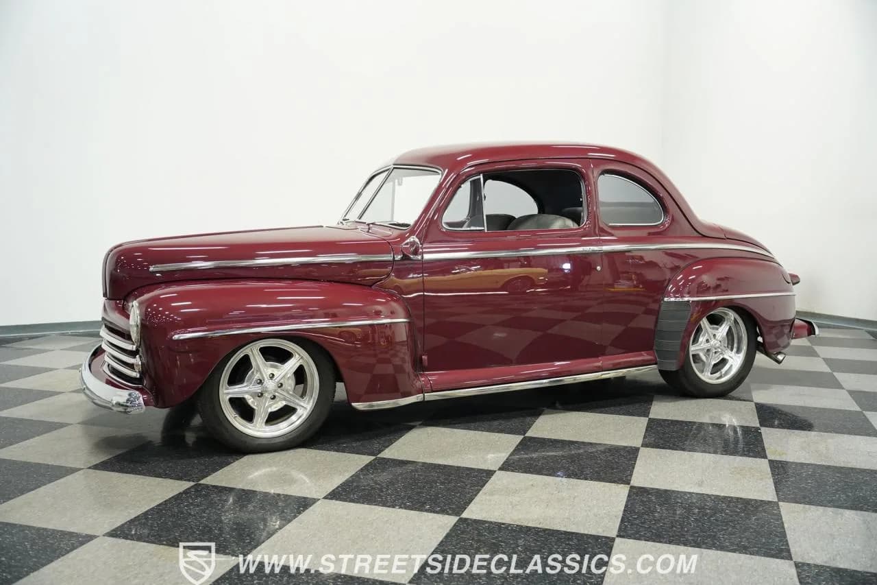 1948 Ford Coupe - Thumbnail 6