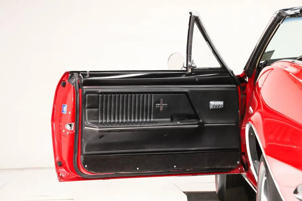 1967 Chevrolet Camaro RS - Thumbnail 8