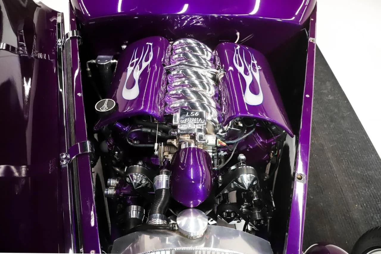 1933 Ford Speedster - Thumbnail 5