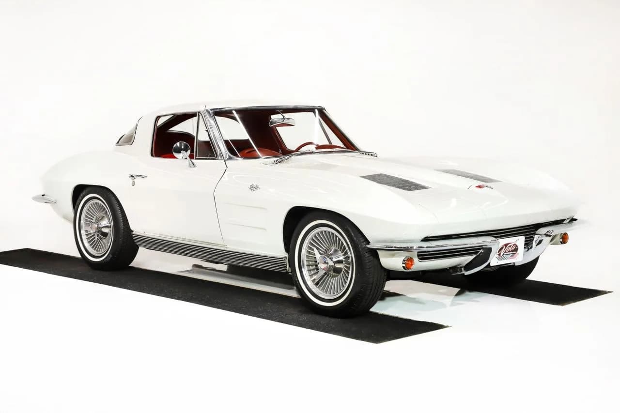 1963 Chevrolet Corvette - Thumbnail 6