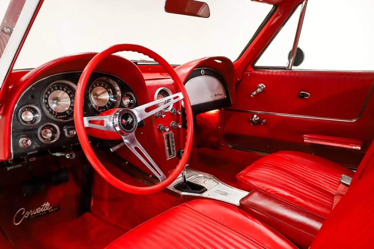 1963 Chevrolet Corvette - Thumbnail 2