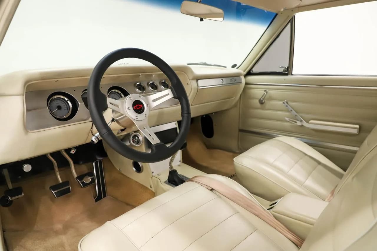 1965 Chevrolet Chevelle - Thumbnail 2
