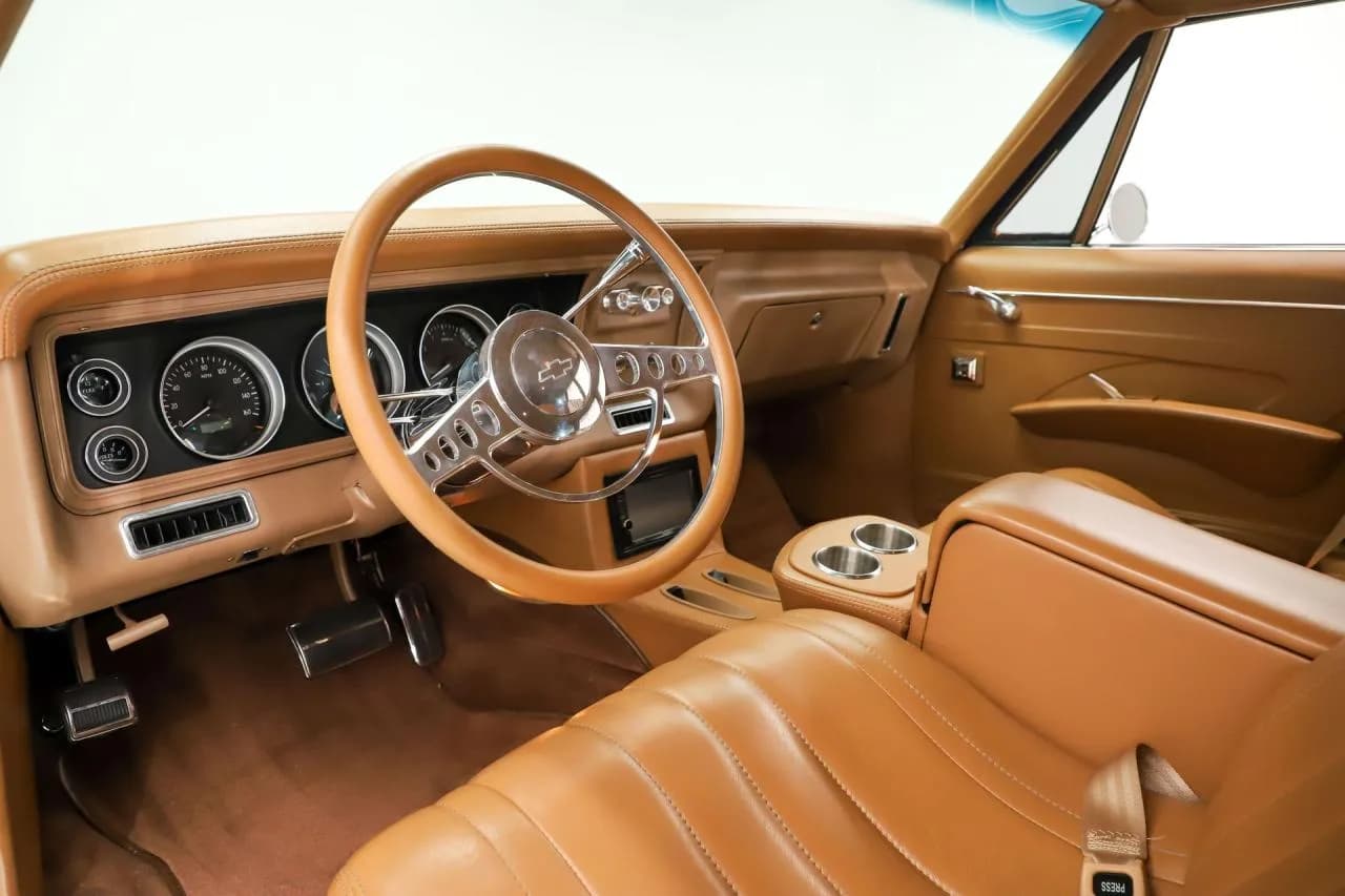 1967 Chevrolet Biscayne - Thumbnail 2