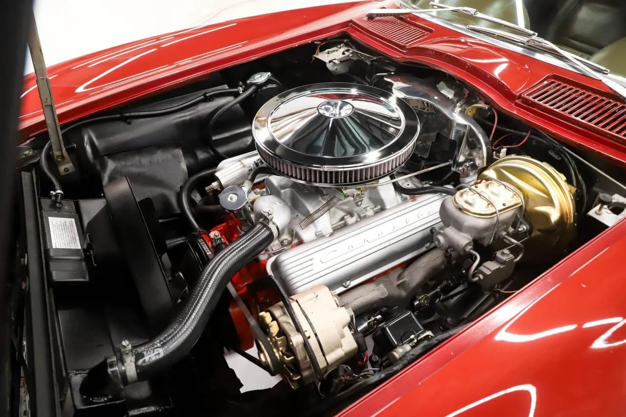 1967 Chevrolet Corvette - Thumbnail 5