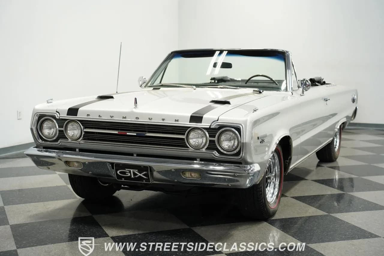 1967 Plymouth Belvedere GTX 440 Convertible - Thumbnail 5