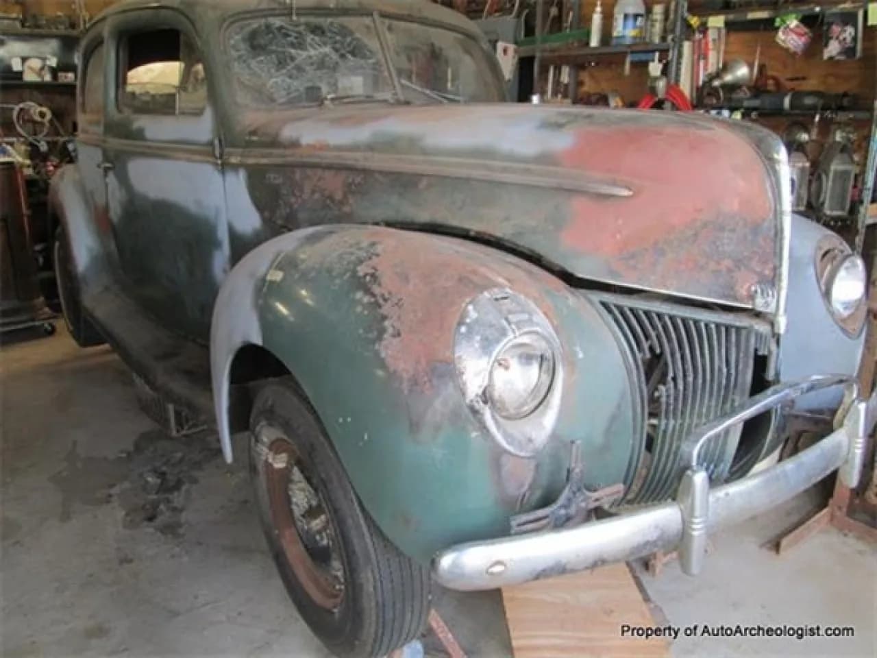 1940 Ford 2-Door Sedan - Thumbnail 4
