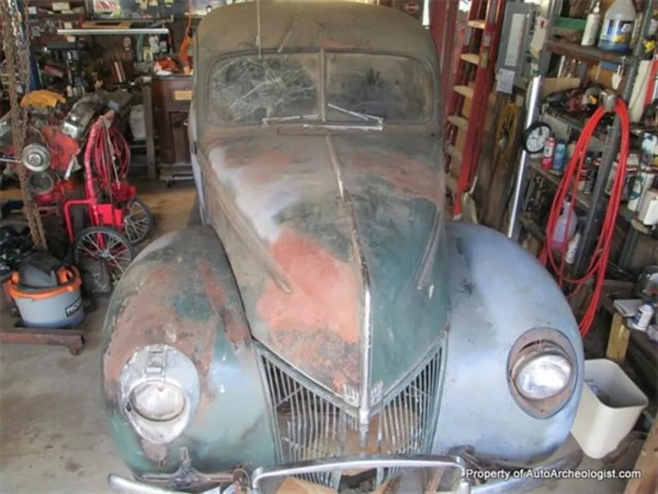 1940 Ford 2-Door Sedan - Thumbnail 5
