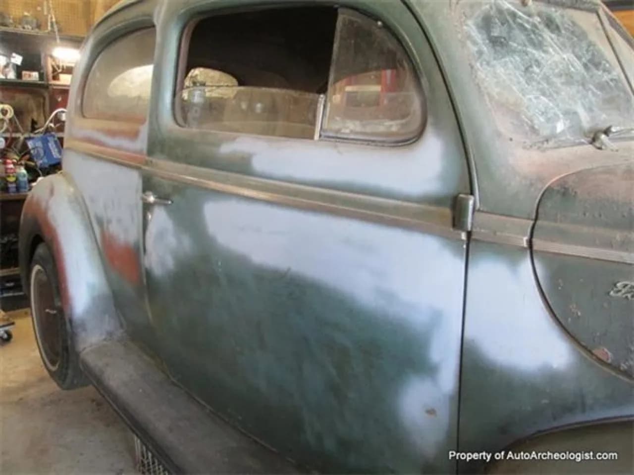 1940 Ford 2-Door Sedan - Thumbnail 7
