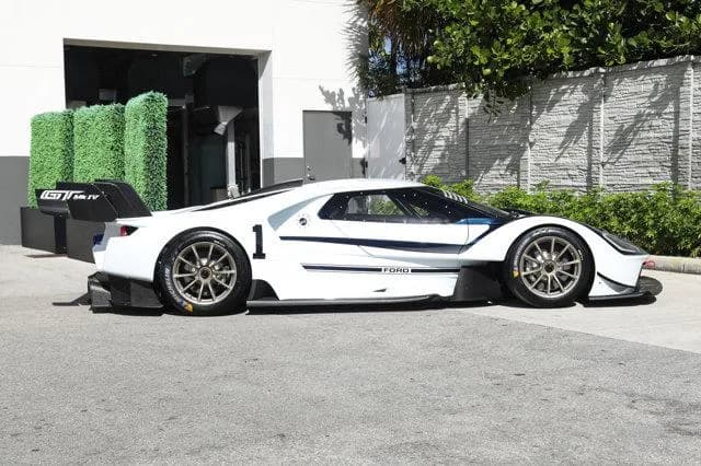 2023 Ford GT Mk IV - Thumbnail 8