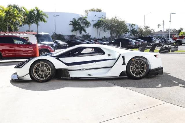 2023 Ford GT Mk IV - Thumbnail 3