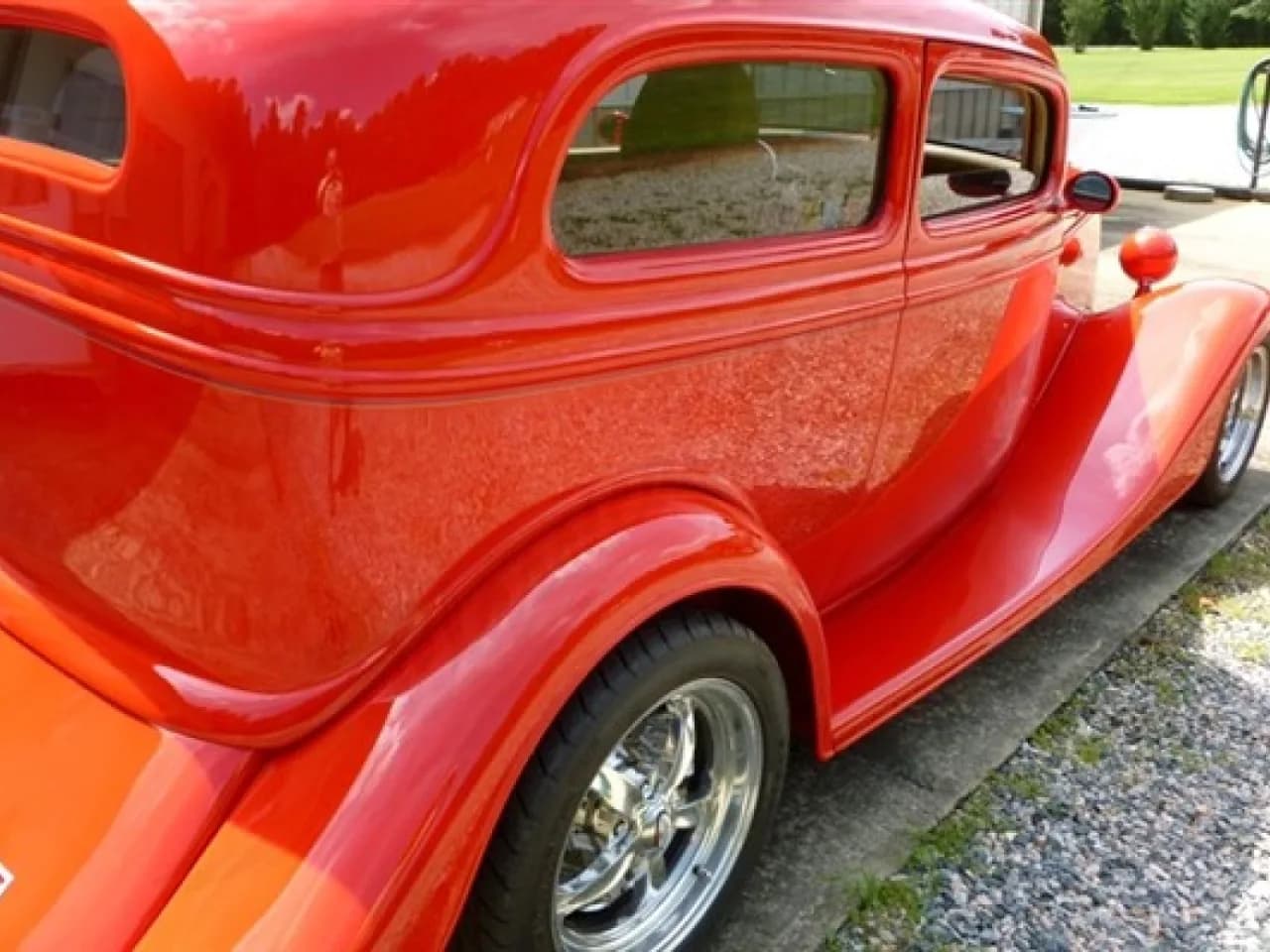 1933 Ford Custom Sedan - Thumbnail 6