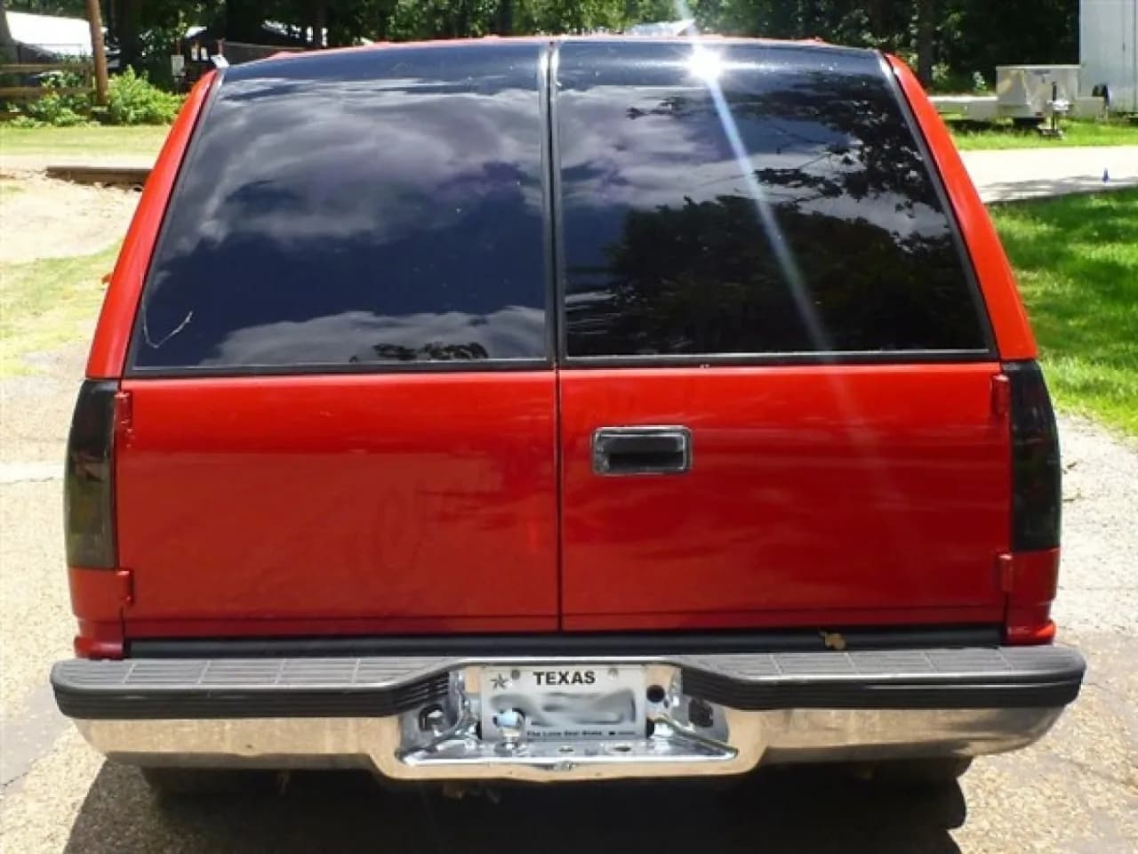 1999 Chevrolet Tahoe - Thumbnail 4