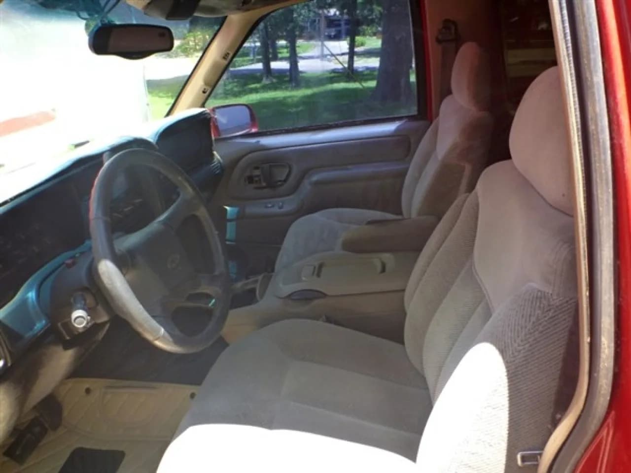 1999 Chevrolet Tahoe - Thumbnail 7