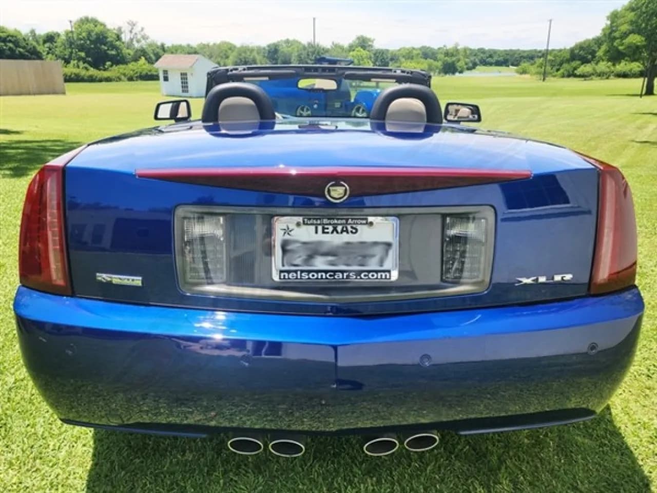 2006 Cadillac XLR - Thumbnail 4