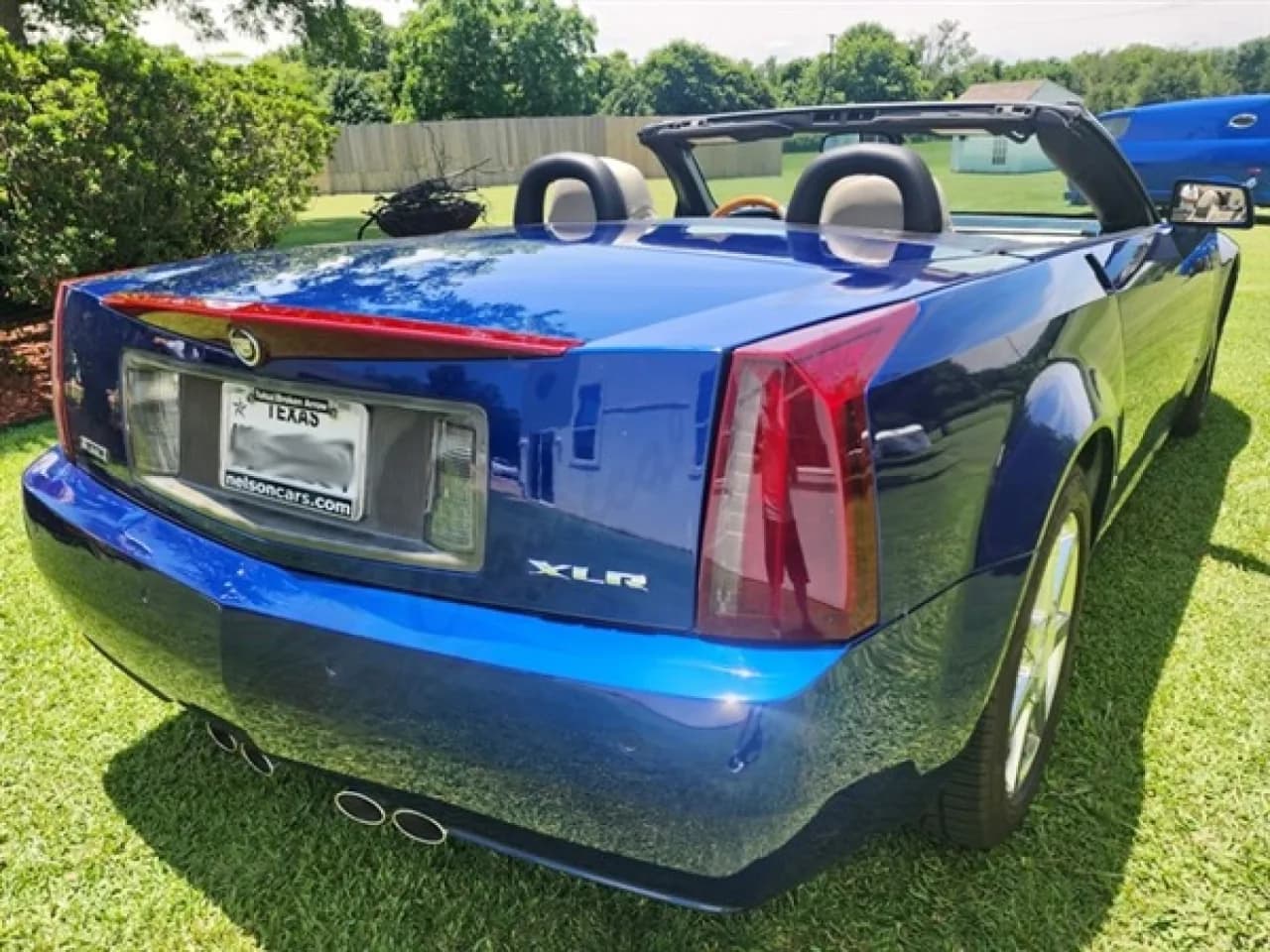 2006 Cadillac XLR - Thumbnail 6