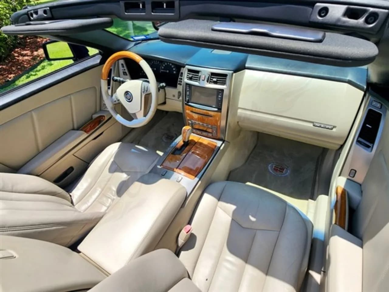 2006 Cadillac XLR - Thumbnail 7