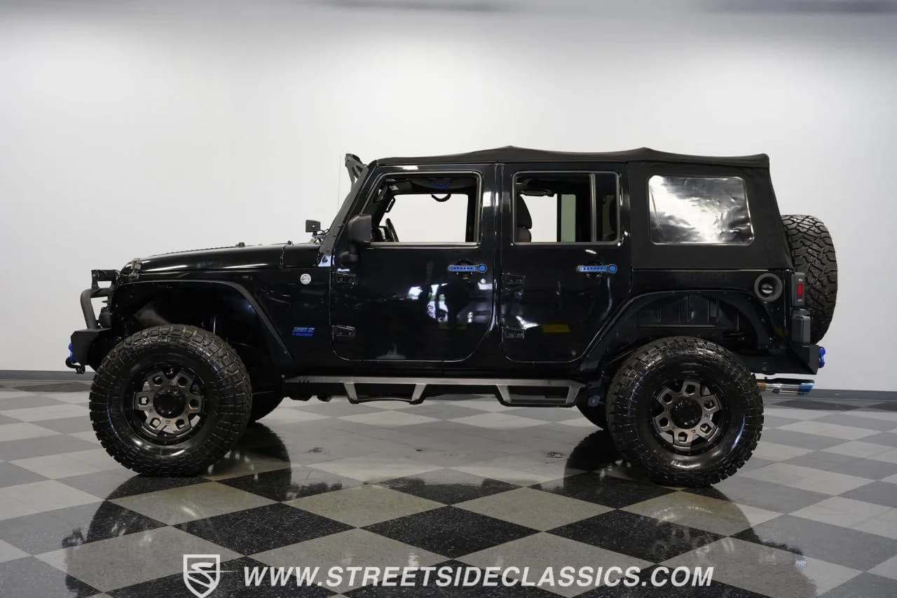 2014 Jeep Wrangler Unlimited Sport Hemi - Thumbnail 7