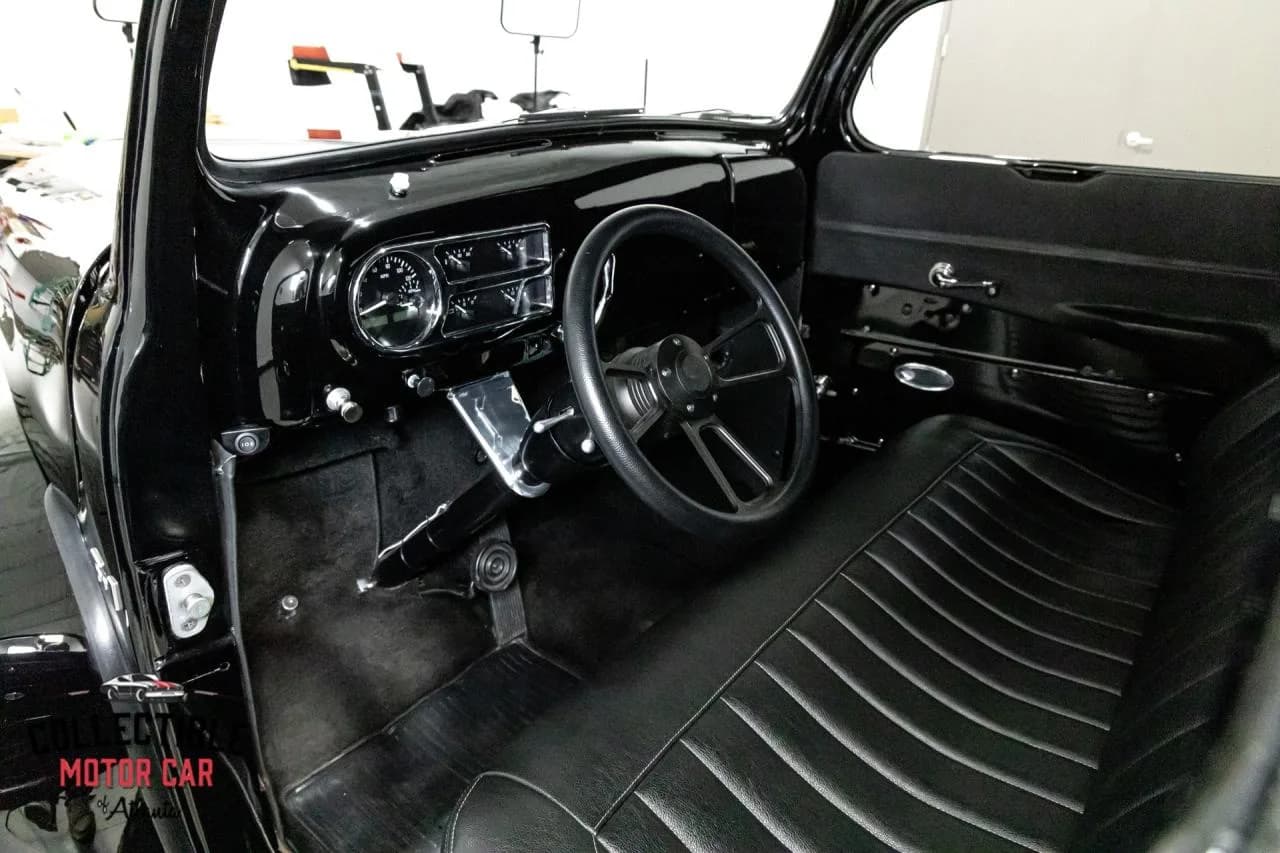 1949 Ford F1 Restomod - Thumbnail 3