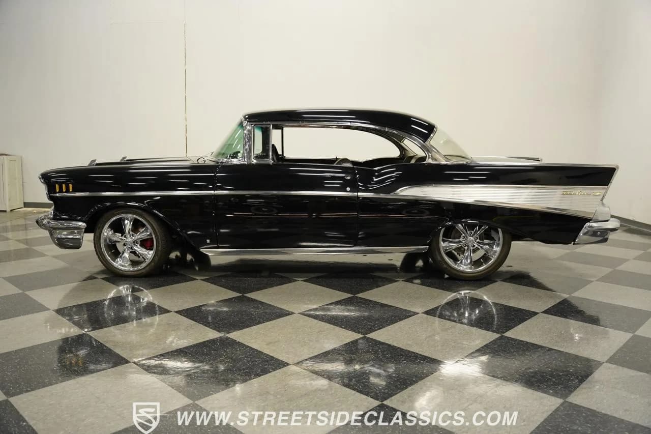 1957 Chevrolet Bel Air Hard Top - Thumbnail 2