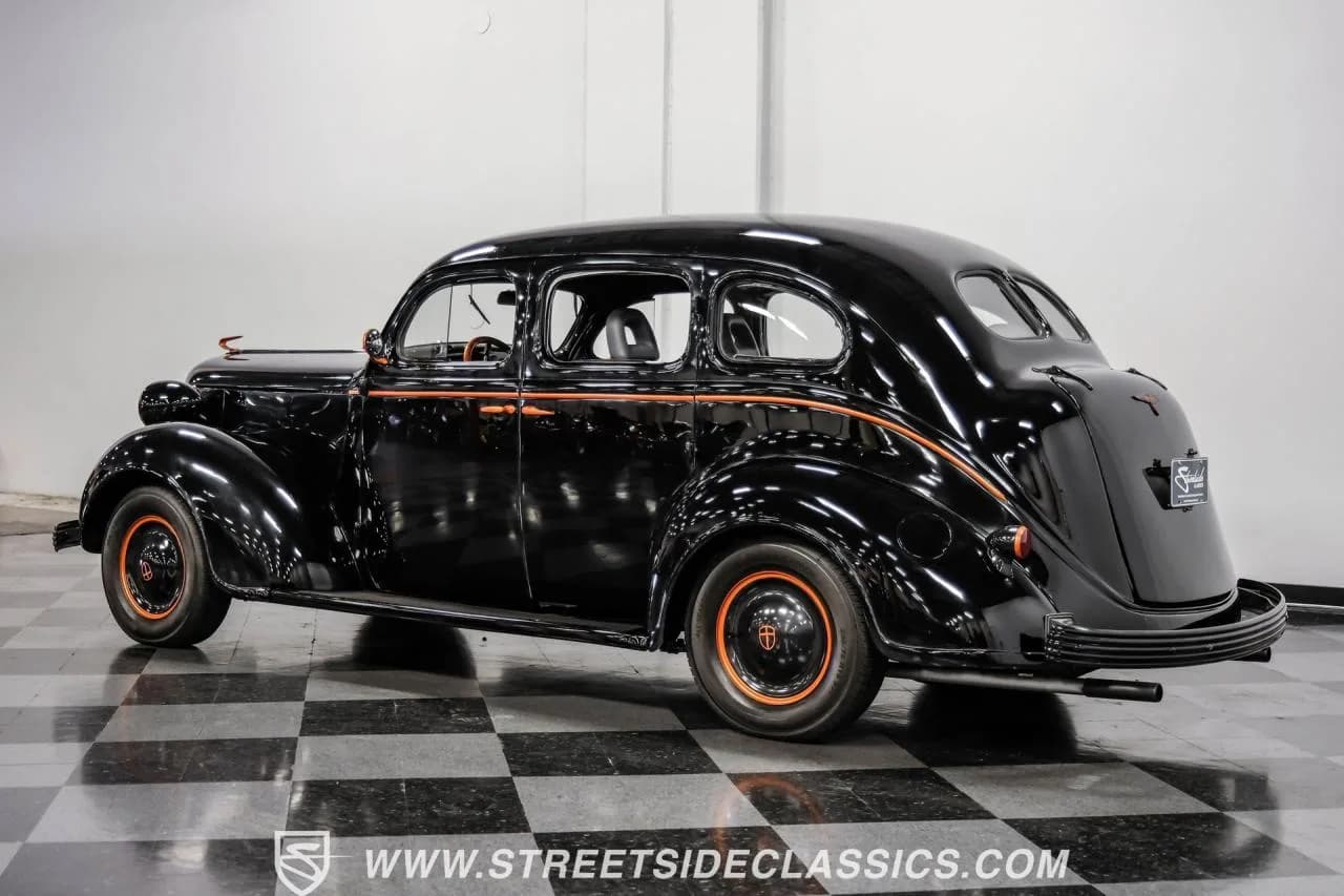 1937 Chrysler Desoto Streetrod - Thumbnail 8