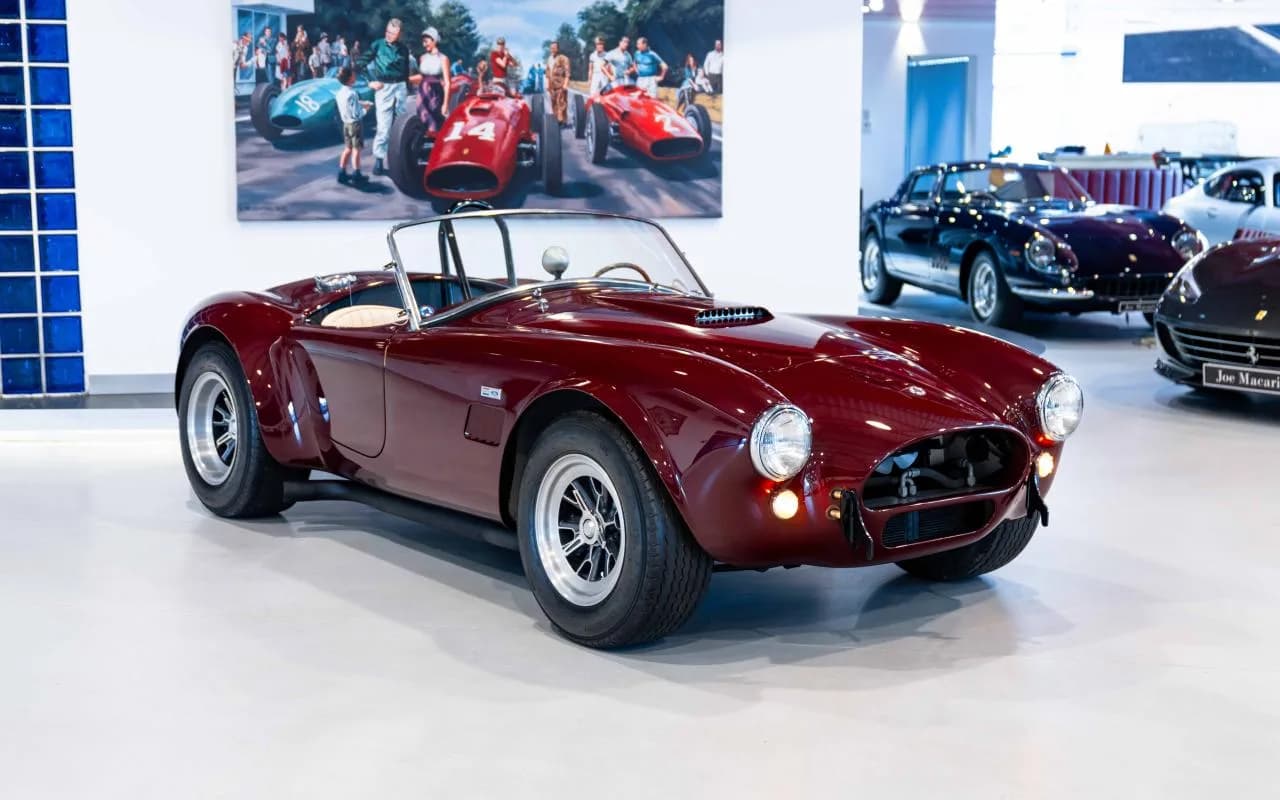 1964 Shelby Cobra - Thumbnail 4