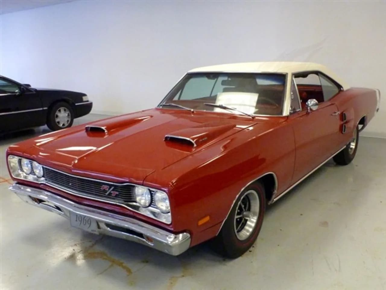 1969 Dodge Coronet R/T - Thumbnail 2