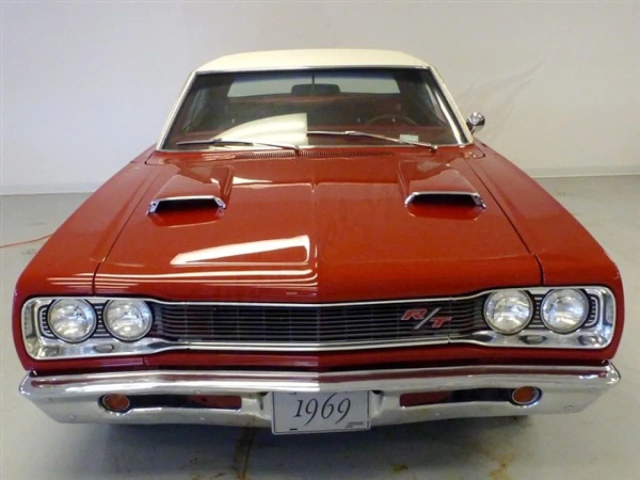 1969 Dodge Coronet R/T - Thumbnail 3