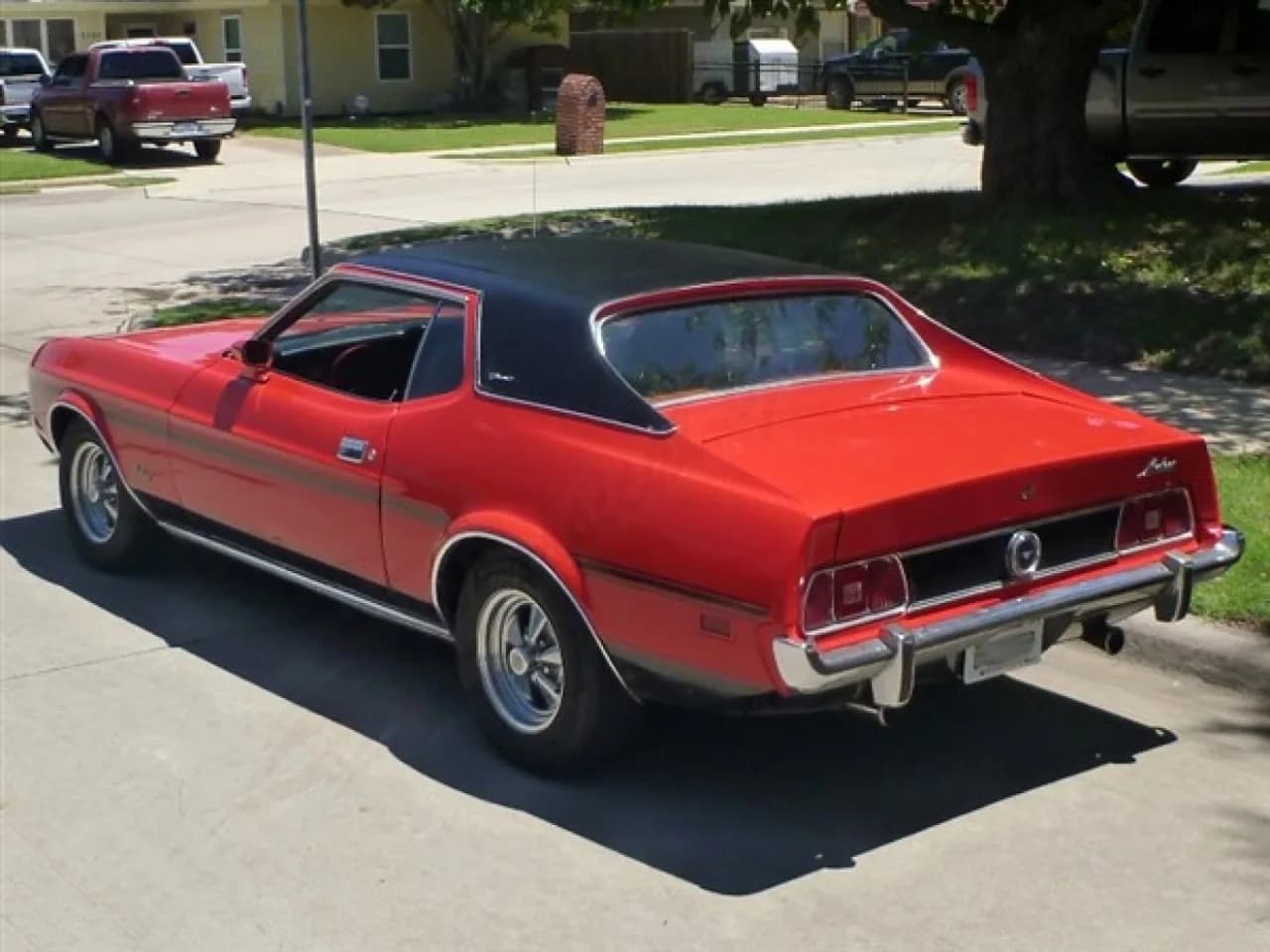 1973 Ford Mustang - Thumbnail 4