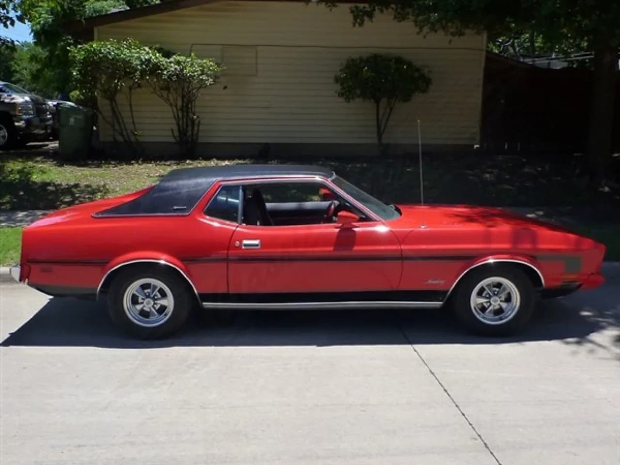 1973 Ford Mustang - Thumbnail 6