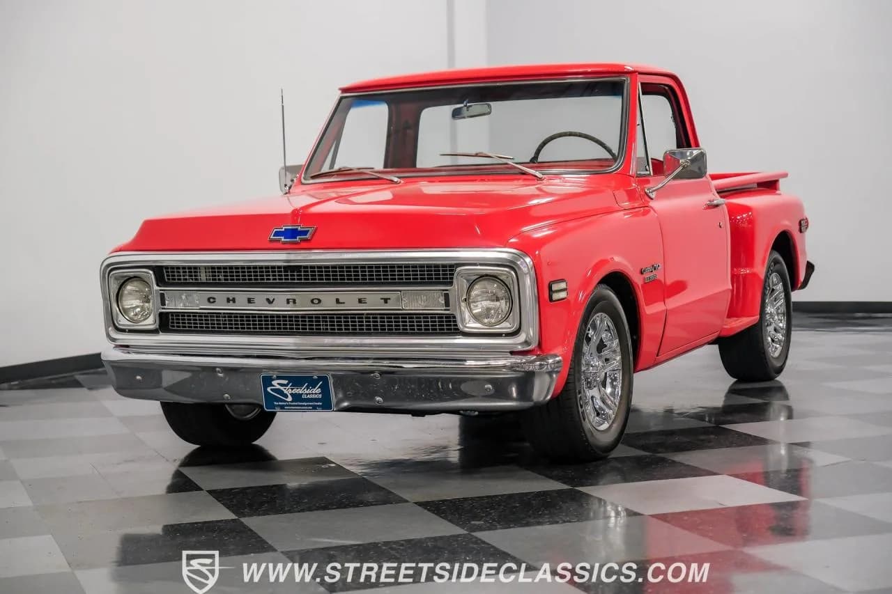 1969 Chevrolet c10 Stepside - Thumbnail 5