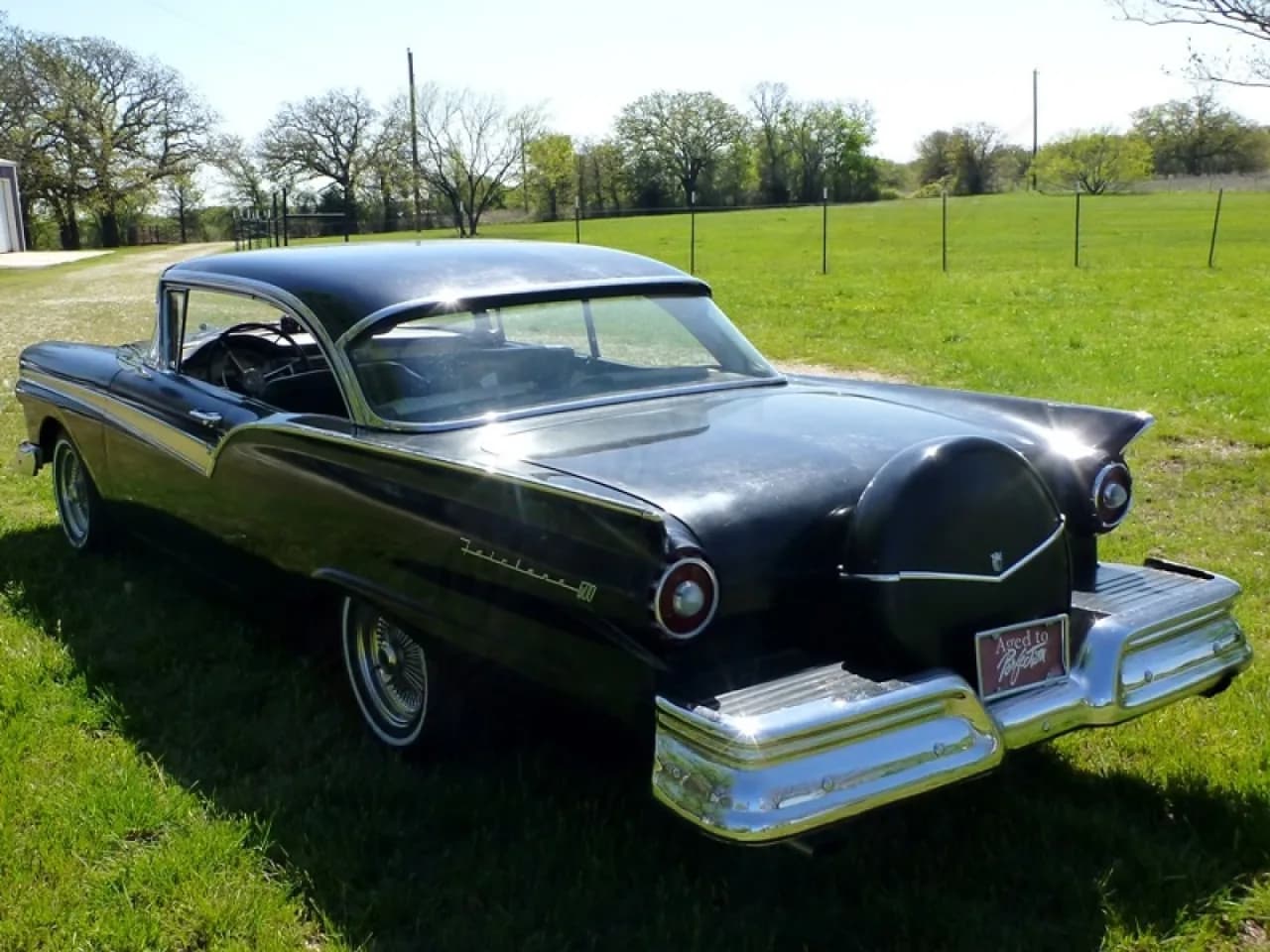 1957 Ford Fairlane - Thumbnail 5