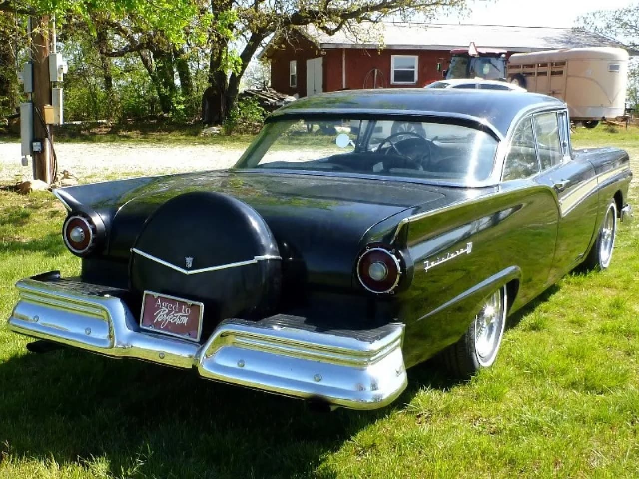 1957 Ford Fairlane - Thumbnail 6