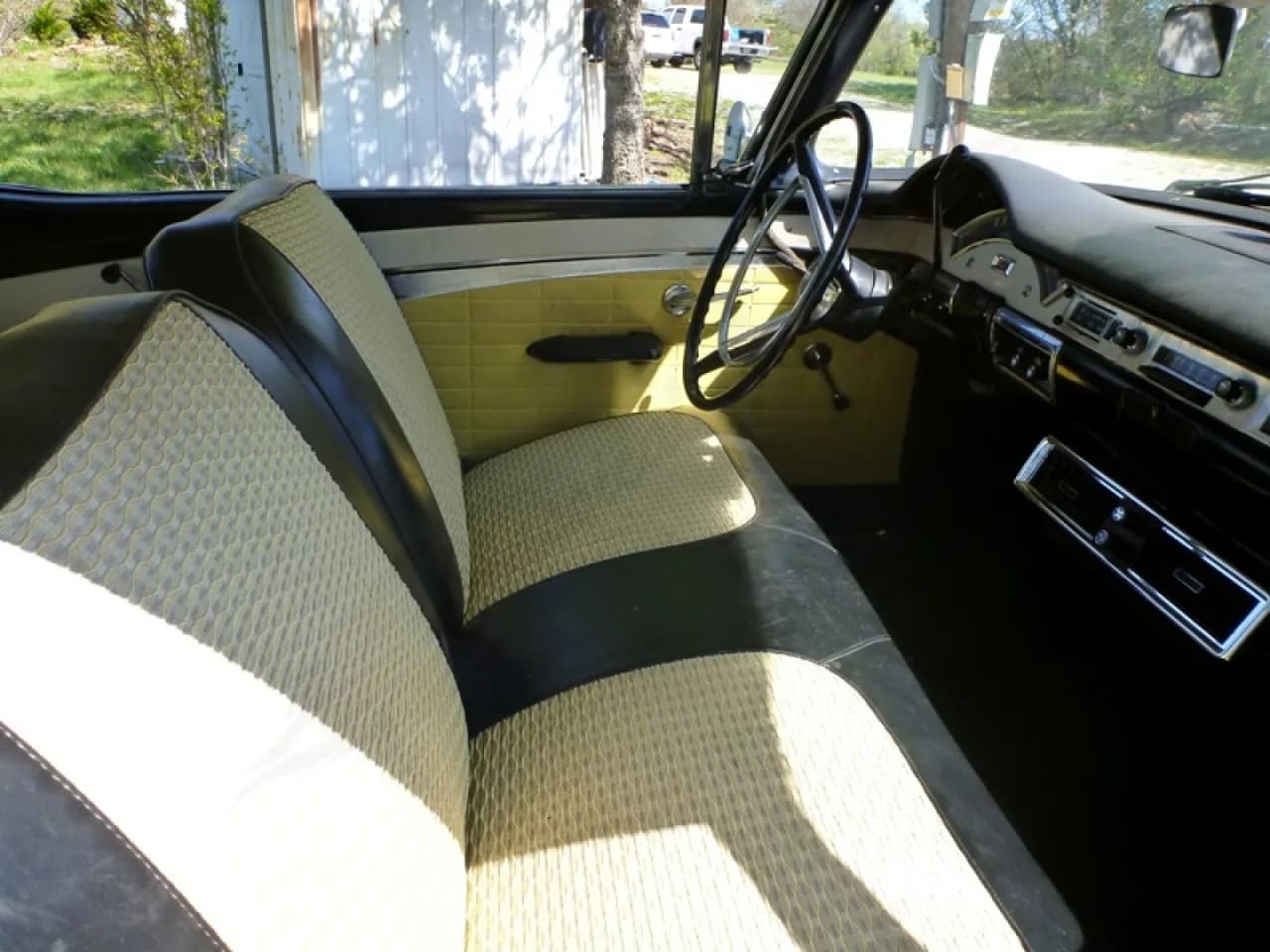 1957 Ford Fairlane - Thumbnail 8