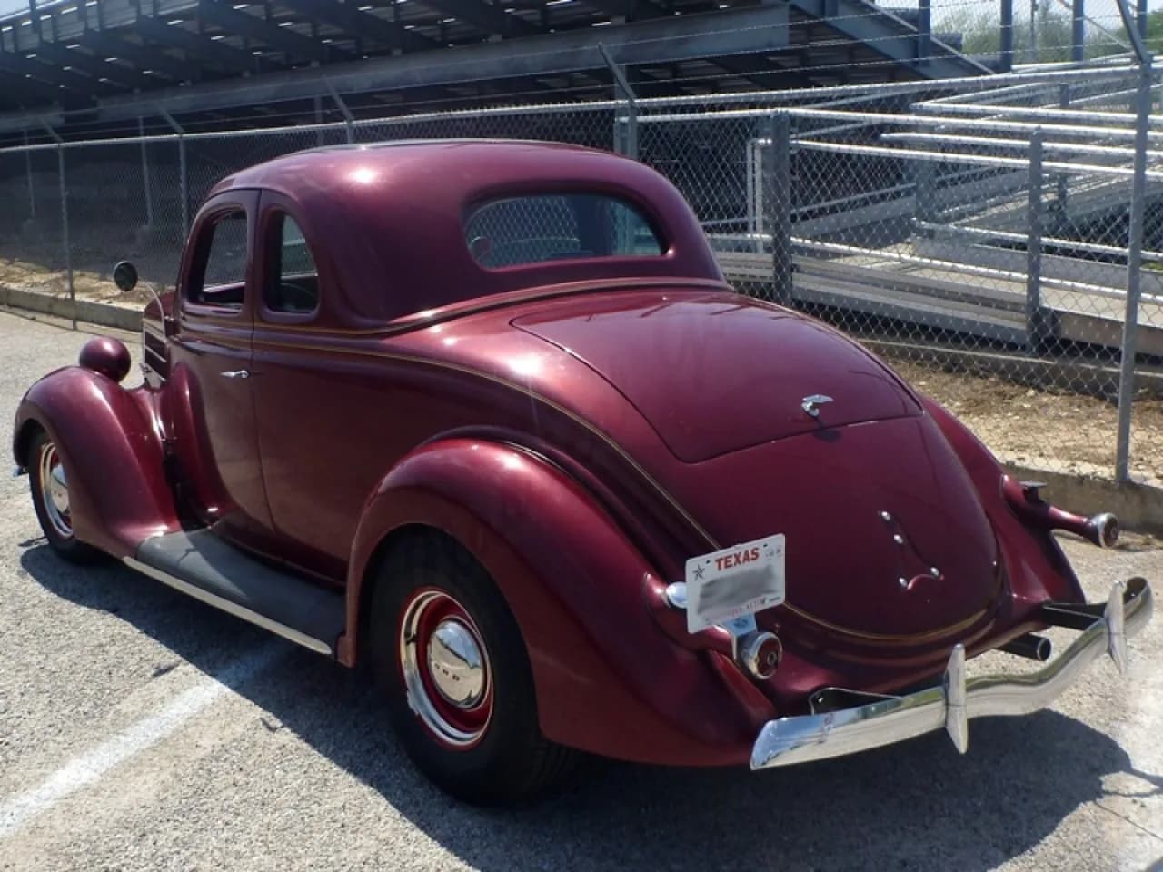 1936 Ford 5-Window Coupe - Thumbnail 5