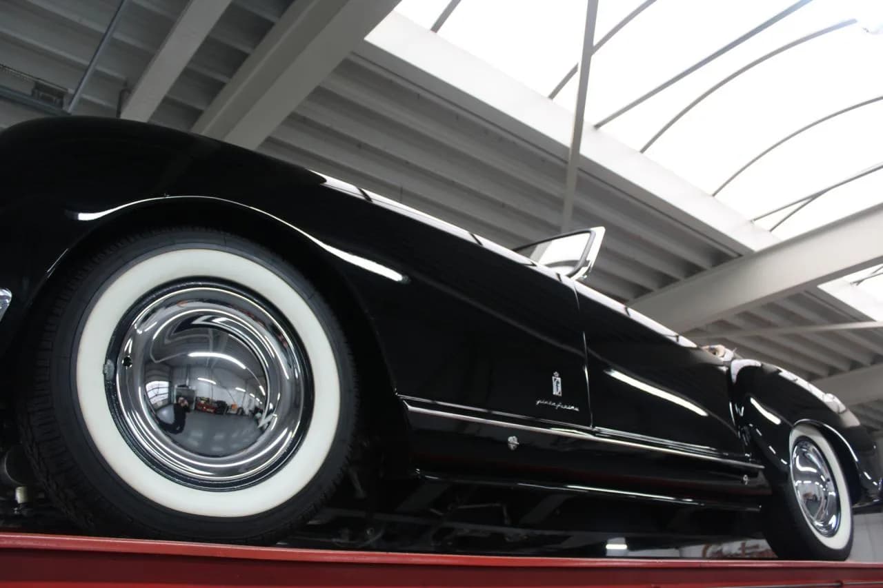 1953 Nash Healey Roadster - Thumbnail 8