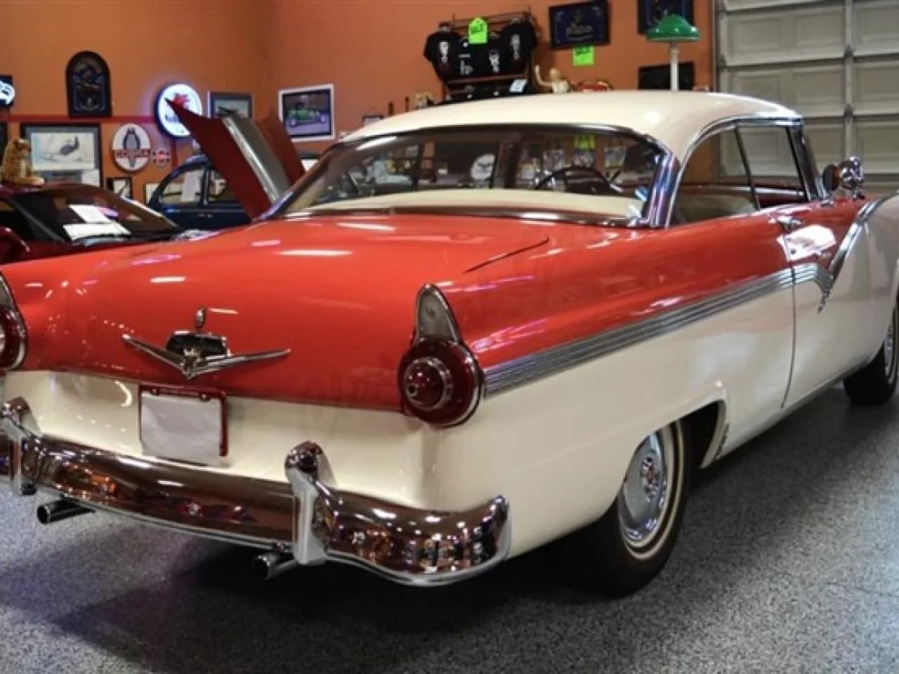 1956 Ford Victoria - Thumbnail 6