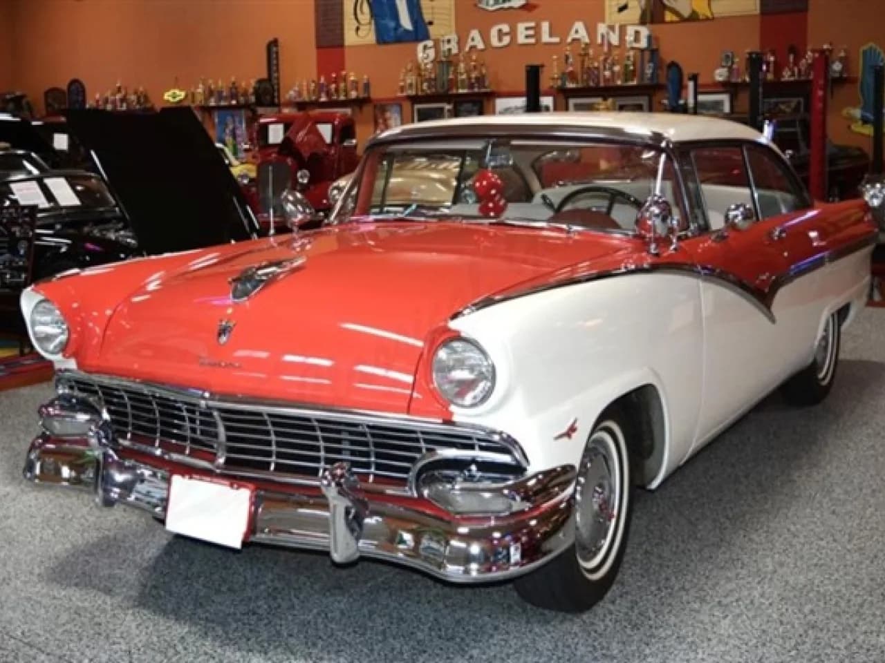 1956 Ford Victoria - Thumbnail 2