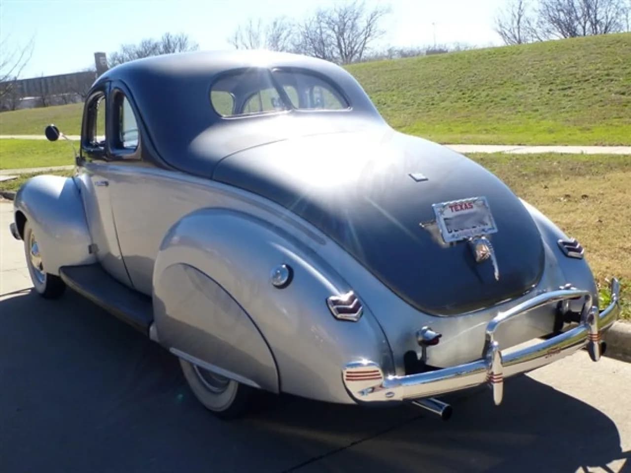 1940 Ford Coupe - Thumbnail 5