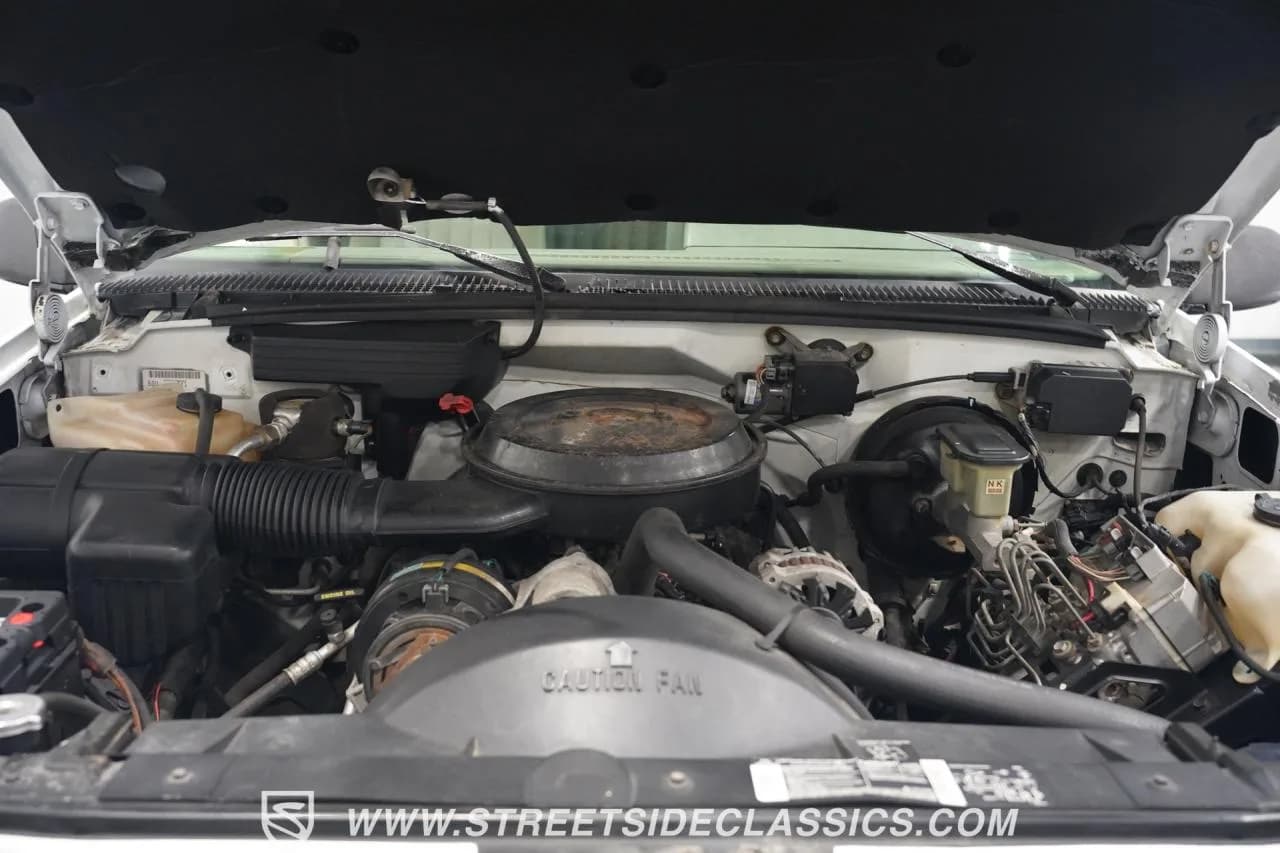 1994 GMC Yukon 4X4 - Thumbnail 3