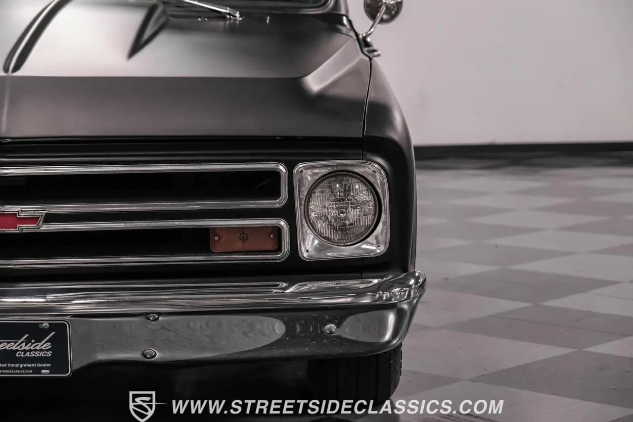 1968 Chevrolet C10 - Thumbnail 4
