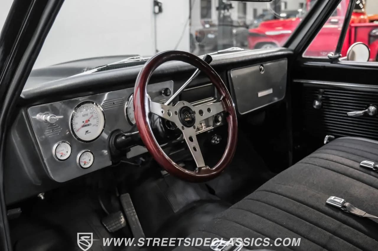 1968 Chevrolet C10 - Thumbnail 2