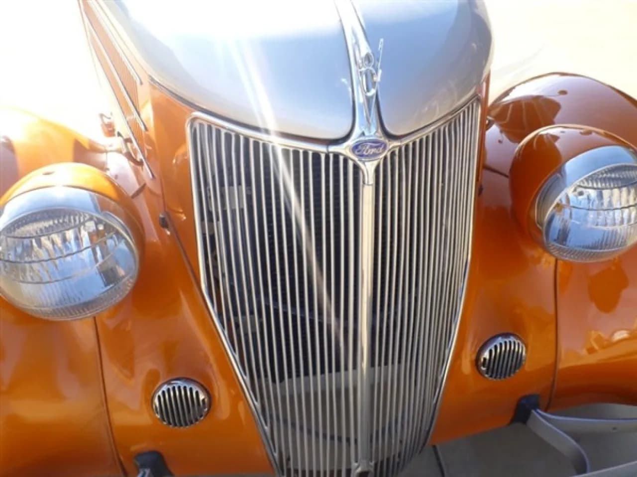 1936 Ford Sedan - Thumbnail 2