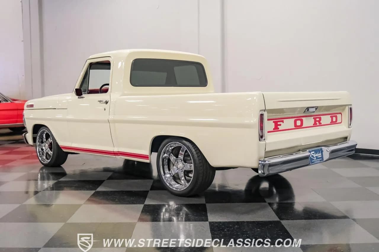 1967 Ford F-100 Restomod - Thumbnail 7