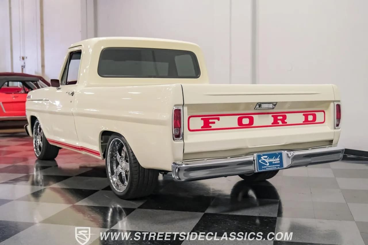1967 Ford F-100 Restomod - Thumbnail 8
