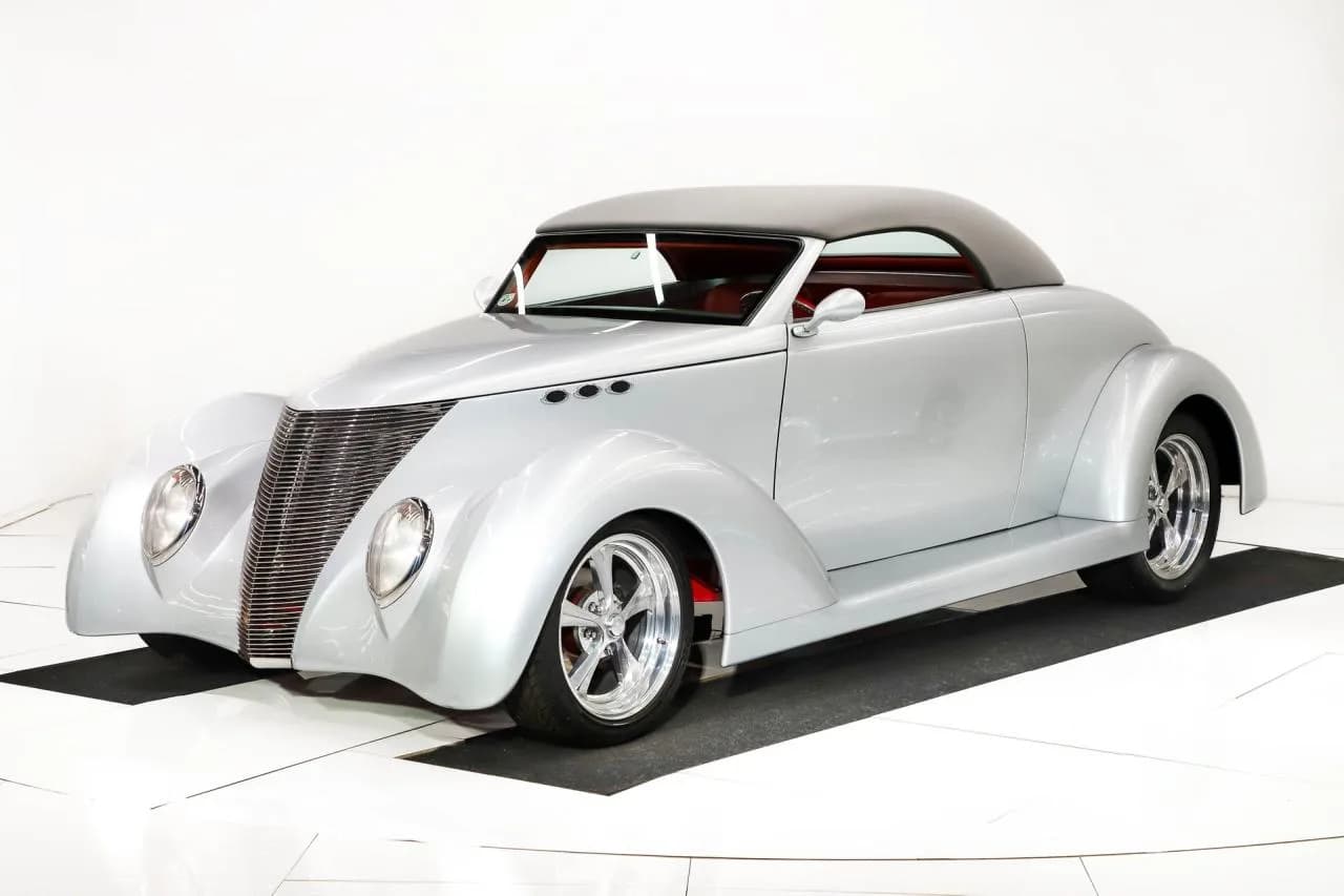 1937 Ford Roadster - Image 30